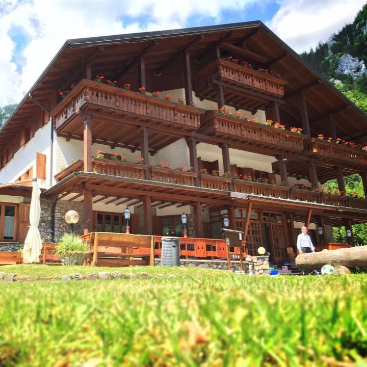 Hotel Le Pinete Piazzatorre Eksteriør bilde